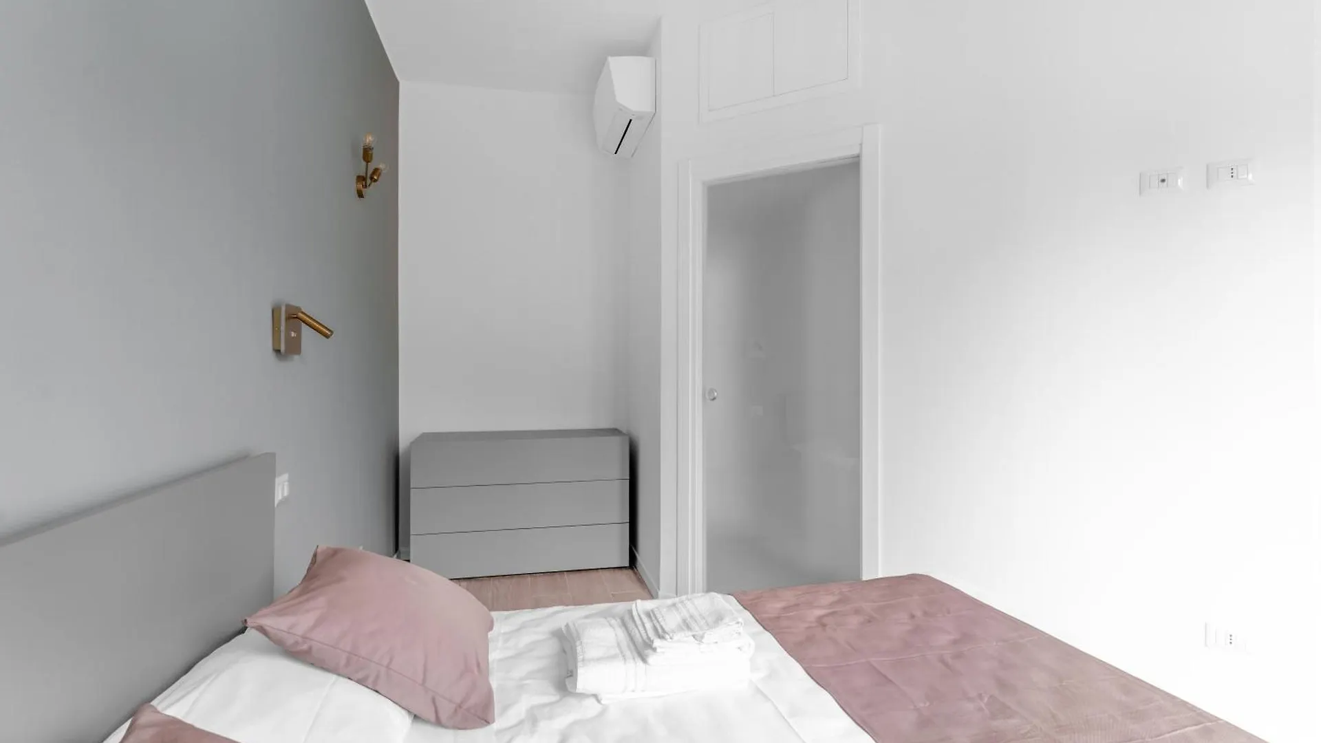 Casa Da Suite Grey Milan Italy